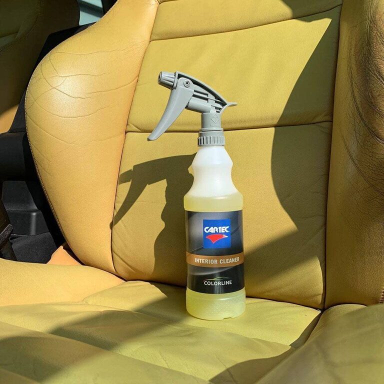 Métodos sencillos para limpiar tapicerías de coche.